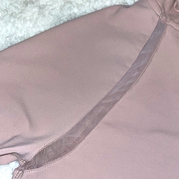 ATHLETIC JACKET WITH MESH DETAIL SIZE SMALL - Picture 3 of 4